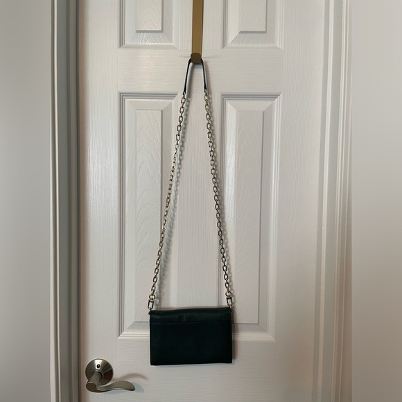 Tory Burch Robinson Saffiano Leather Crossbody Chain Wallet. - Picture 3 of 11